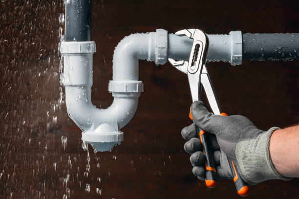 Professional Plumbing technician working in District Heights, MD